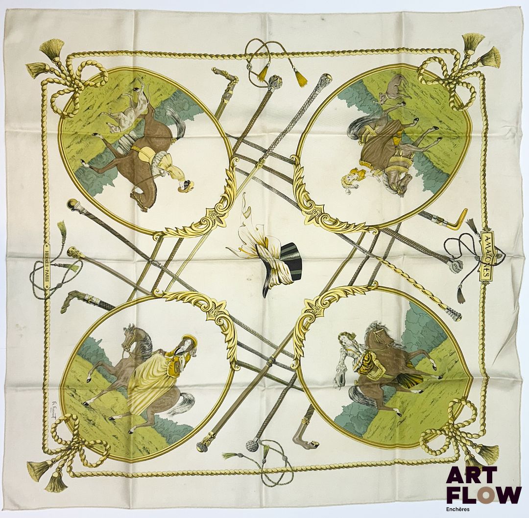HERMÈS Modèle "Amazones I" Carré en twill de soie d'après Françoise FACONNET 90 x 90 cm En l'état (nombreuses taches)