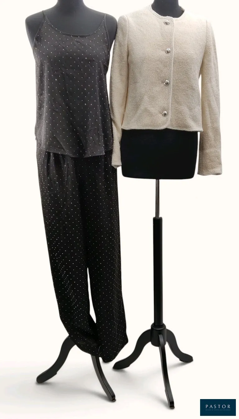 BA&SH. Lot composé d'une veste courte "Ceredith" en laine bouclette mélangée écrue agrémentée de sequins argentés, T.0, et d'un ensemble en satin noir agrémenté de strass comprenant un top fines bretelles "Digue", T.0 + un pantalon évasé "Deloy", T.34. NEUFS avec étiquettes  - TVA Récupérable