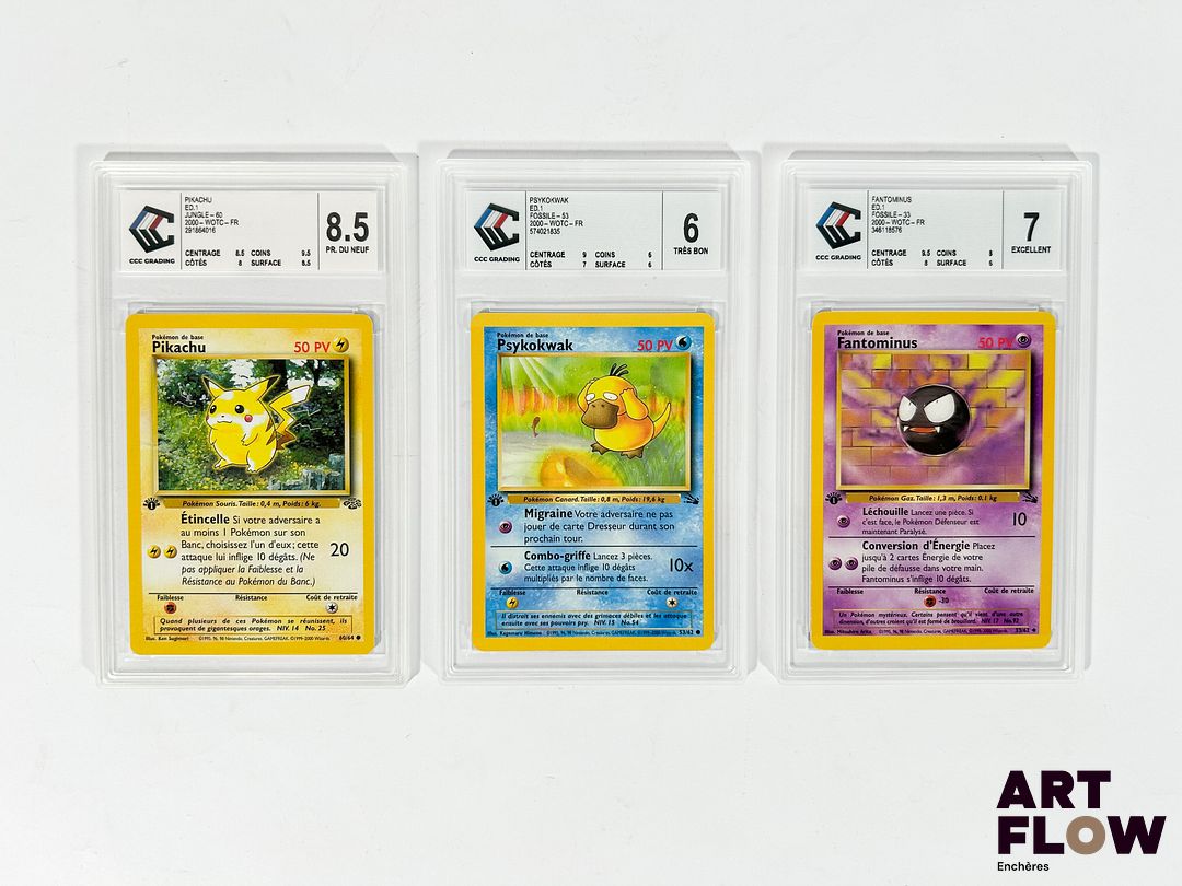 Réunion de 3 cartes Pokémon gradées du bloc Wizards en édition 1 : - Pikachu 60/64 - Commune - Jungle édition 1 - CCC 8,5 (Proche du Neuf). - Fantominus 33/62 - peu commune - Fossil édition 1 - CCC 7 (Excellent). - Psykokwak 53/62 - commune - fossil édition 1 - CCC 6 (Très Bon). En français.