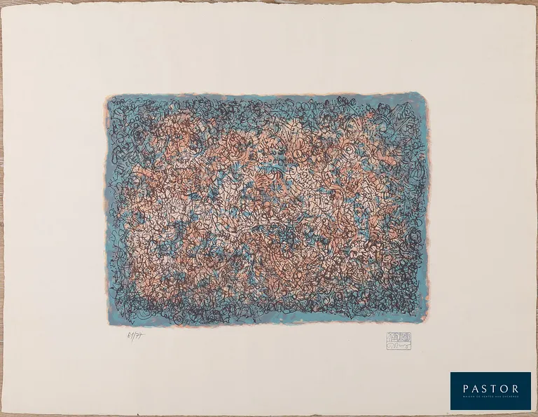 Mark TOBEY (1890-1976)
Rêverie bleue

Sérigraphie originale en couleurs
Signée du cachet de l'artiste
Edition limitée à 77 exemplaires (ici le n°61)
Sur Vélin d'Auvergne 66 x 50 cm

Excellent état

INFORMATION : Authentifiée par le cachet sec de l'imprimeur et contresignée au dos par l'éditeur. Un autre exemplaire de cette sérigraphie se trouve dans les collections du musée Harvard Art Museums
sous la référence n°M15672.


Expédition obligatoire, jusqu'à 5 Lithographies dans votre colis pour 14,76€ TTC en France Métropolitaine, et 29,64€ TTC pour l'Europe