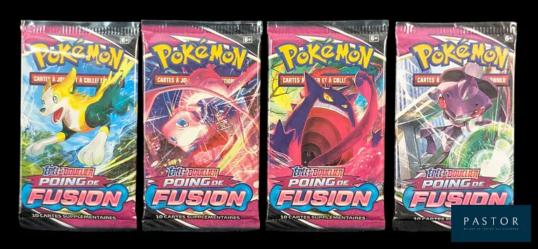 Réunion de 4 boosters Pokémon scellés.
Artset de la série du bloc Épée&Bouclier : Poing de Fusion (EB08).
En français.