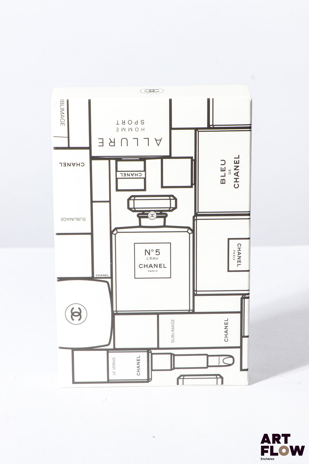 CHANEL PARFUM Jeu de cartes Dimensions : 11,5 x 7,5 cm