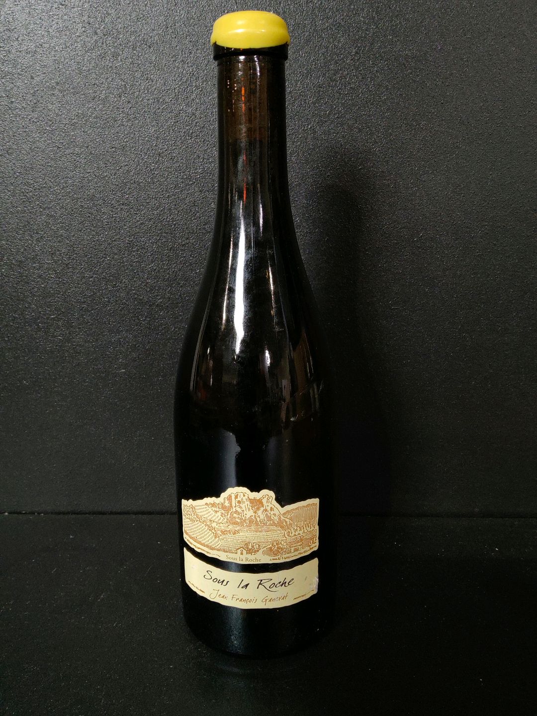 Bouteille de vin blanc Domaine Ganevat Côtes du Jura Sous la Roche Savagnin 2018
