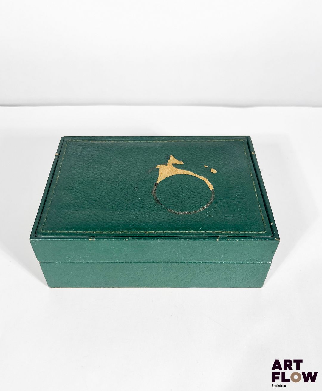 ROLEX Boîte numérotée 68.00.55 5 x 14 x 10 cm env. En l'état (importantes usures, manques, traces et taches)