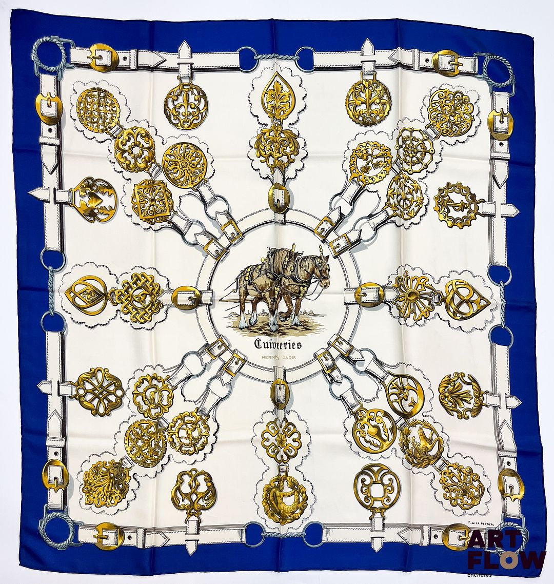 HERMÈS Modèle "Cuivreries" Carré en twill de soie d'après Françoise DE LA PERRIERE 90 x 90 cm