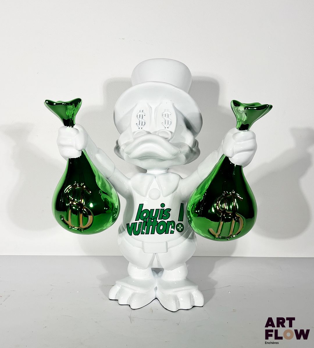 The Nineties "Picsou is all about Vuitton", 2026 Sculpture en résine chromée, numérotée 1/1 H. 39 cm