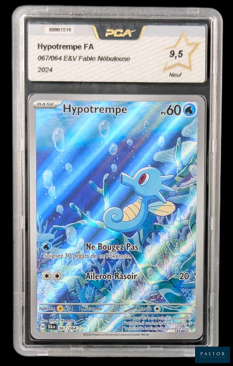 Carte Pokémon gradée Hypotrempe 067/064 – AR – PCA 9,5.  
Série du bloc Écarlate&Violet : Fable Nébuleuse (EV6.5).
Carte en état Neuf (PCA 9,5), en français.