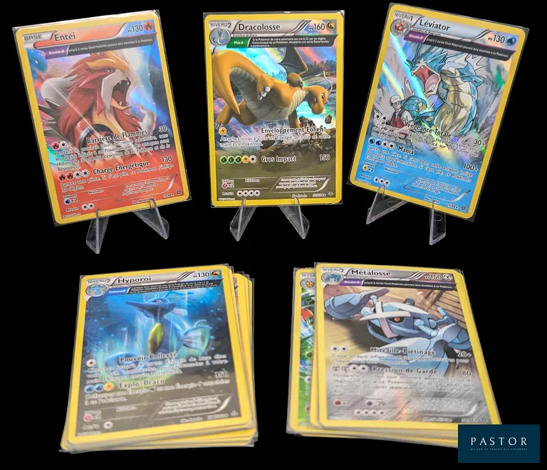 Ensemble de 29 cartes Pokémon - Half-Art.
Contient 29 des 35 Half-Art (de séries) existantes.
Diverses séries du bloc XY.
Cartes en état global Excellent, en français.