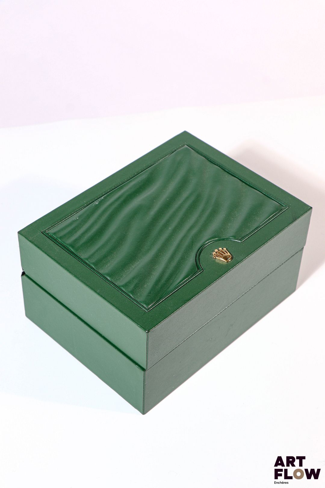 ROLEX Boîte, numérotée 30.00.71 15 x 11,5 x 8 cm Accidents, traces d'usure