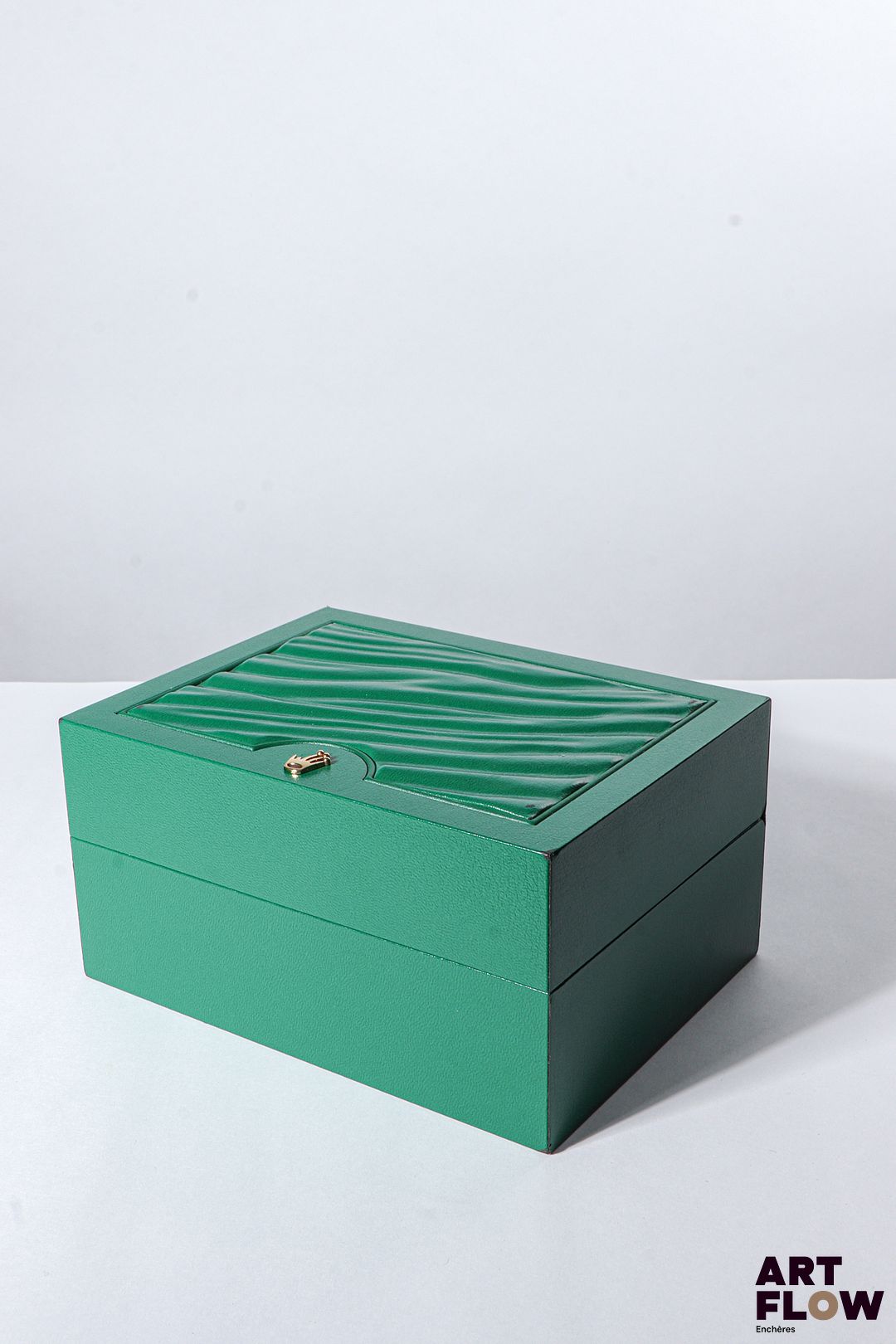 ROLEX Boîte, numérotée 39137.02 15 x 11,5 x 8 cm Accidents, tâches