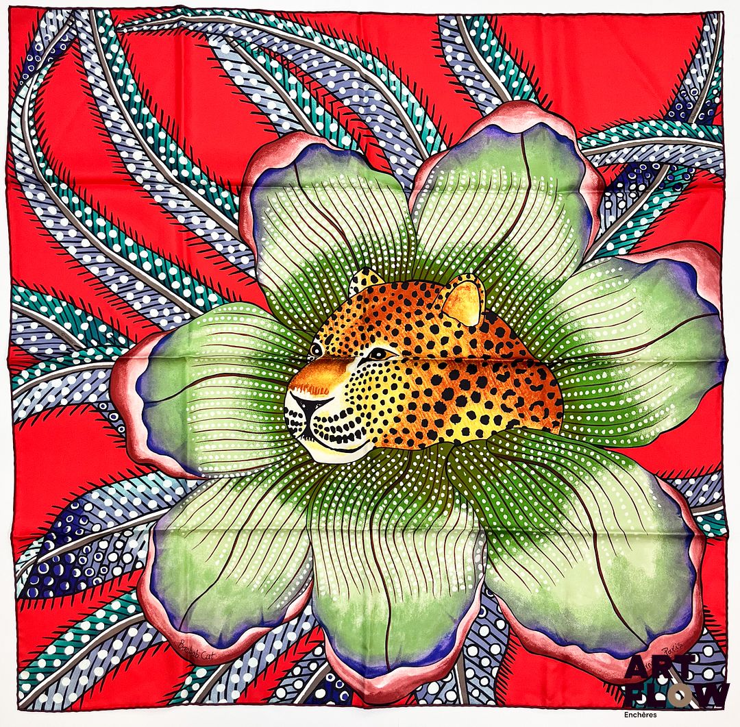 HERMÈS Paris Modèle Baobab Cat d'après le dessin d'Ardmore Artists Carré en twill de soie Dimensions : 90 x 90 cm Neuf dans sa boite d'origine Bibliographie : Genevieve Fontan, Carrés d'art, Dictionnaire illustré des carrés Hermès valeur, 2025