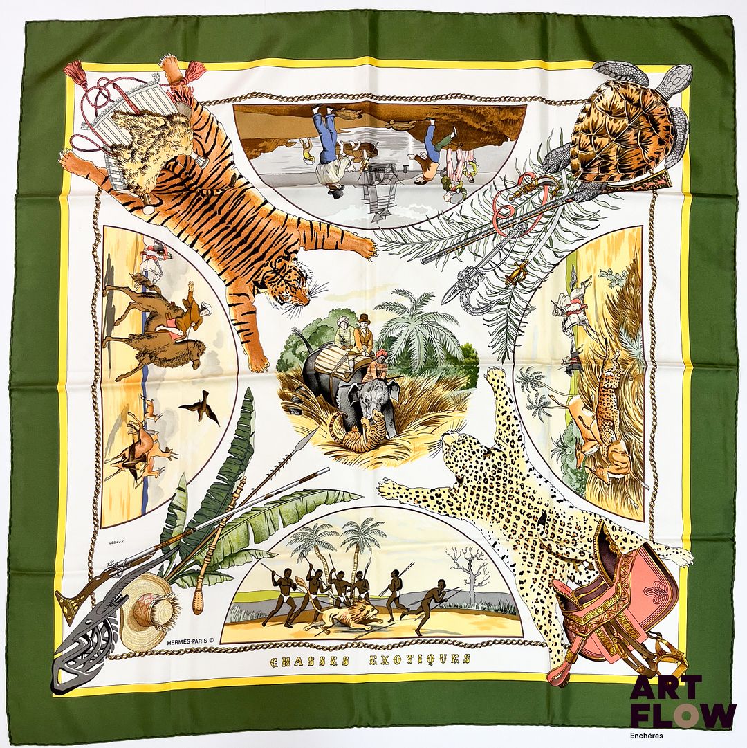 HERMÈS Modèle "Chasses Exotiques" Carré en twill de soie d'après Philippe LEDOUX 90 x 90 cm Légères taches et fils tirés