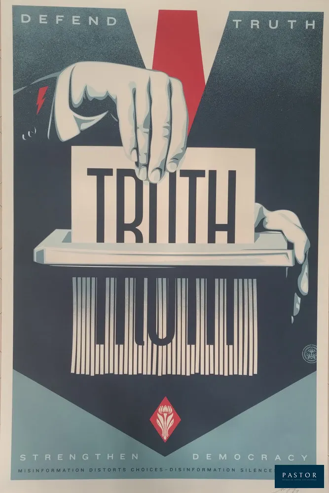 Shepard Fairey (Obey)
Defend Truth open 2024

Impression offset signée et datée à la main par l'artiste.
Sur papier fin
Format : 92 x 61 cm
En Très Bon État


Expédition obligatoire, jusqu'à 5 Lithographies dans votre colis pour 14,76€ TTC en France Métropolitaine, et 29,64€ TTC pour l'Europe