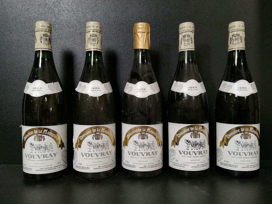5 bouteilles de vin blanc du Domaine de la Haquetière Vouvray 1989