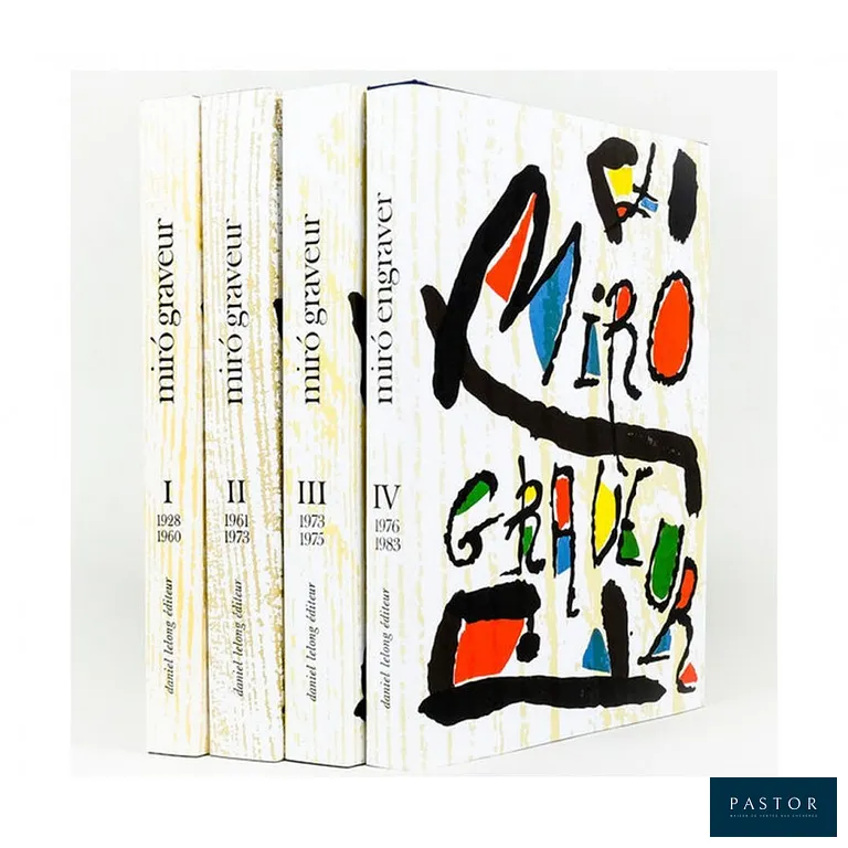 Joan MIRO (1893-1983)
Catalogues complets des eaux-fortes et gravures sur bois de Joan Miró de 1928 à 1983

Catalogues rédigés par Jacques Dupin avec 8 bois gravés original de Miro et édités par la Galerie Lelong
Dimensions : 26 x 33 cm pour chaque volume

Volume I : Miró - Graveur (1928-1960). 192 pages avec 290 illustrations (en couleur et en noir et blanc) et 2 gravures sur bois originales. Texte en français.

Volume II : Miró - Graveur (1961 - 1973). 237 pages avec 317 illustrations (dont 285 en couleur) et 2 gravures sur bois originales. Texte en français.

Volume III : Miró - Graveur (1973-1975). 241 pages avec 321 illustrations (dont 220 en couleur) et 2 gravures sur bois originales. Texte en français.

Volume IV : Miró - Engraveur (1976-1983). 240 pages avec 500 illustrations (en couleur et en noir et blanc) et 2 gravures sur bois originales. Texte en anglais.

Excellent état


Expédition obligatoire, jusqu'à 5 Lithographies dans votre colis pour 14,76€ TTC en France Métropolitaine, et 29,64€ TTC pour l'Europe