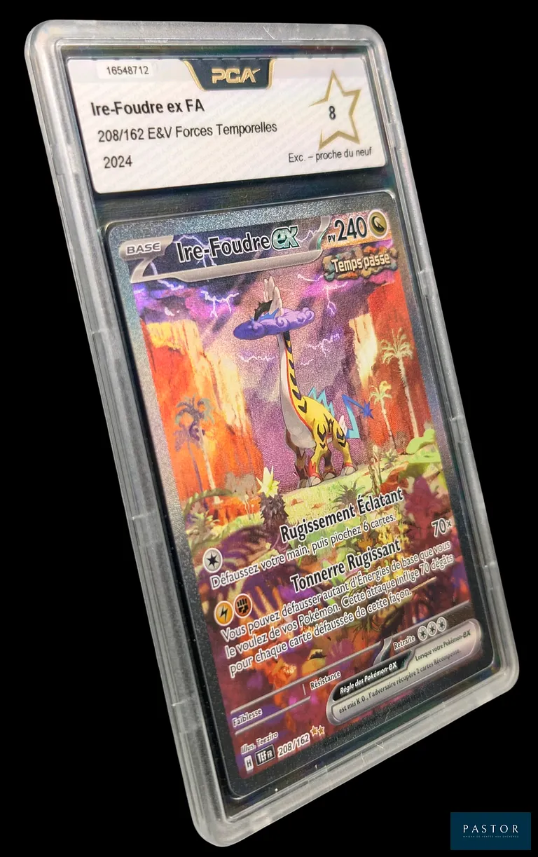 Carte Pokémon gradée Ire-Foudre ex 208/162 – Alternative – PCA 8.  
Série du bloc Écarlate&Violet : Forces Temporelles (EV05).
Carte en état Excellent (PCA 8), en français.