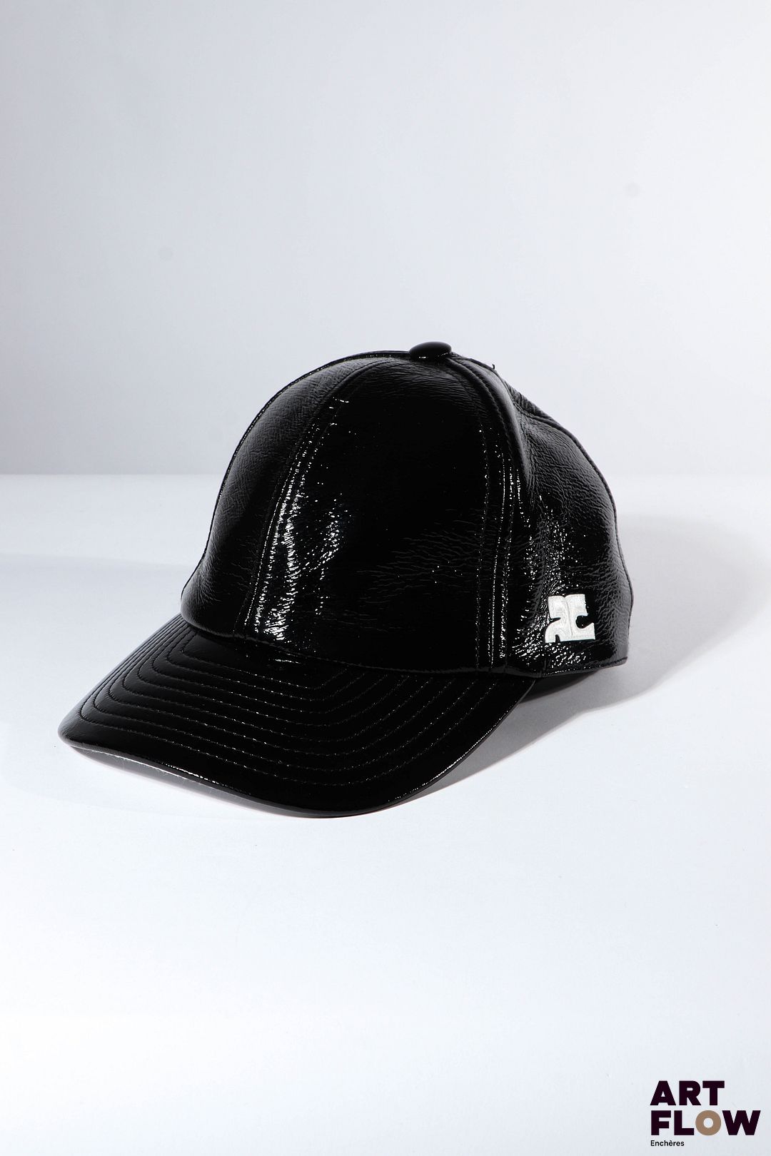 COURRÈGES Casquette en coton mélangé verni Taille S Etat neuf