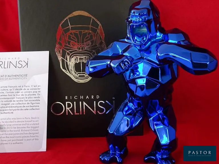 Richard Orlinski
  Kong Spirit (édition bleue)

Sculpture originale en résine Édition bleue
Dans sa boîte avec son certificat
13 x 10 cm
 Excellent état


Expédition obligatoire, jusqu'à 5 Lithographies dans votre colis pour 14,76€ TTC en France Métropolitaine, et 29,64€ TTC pour l'Europe