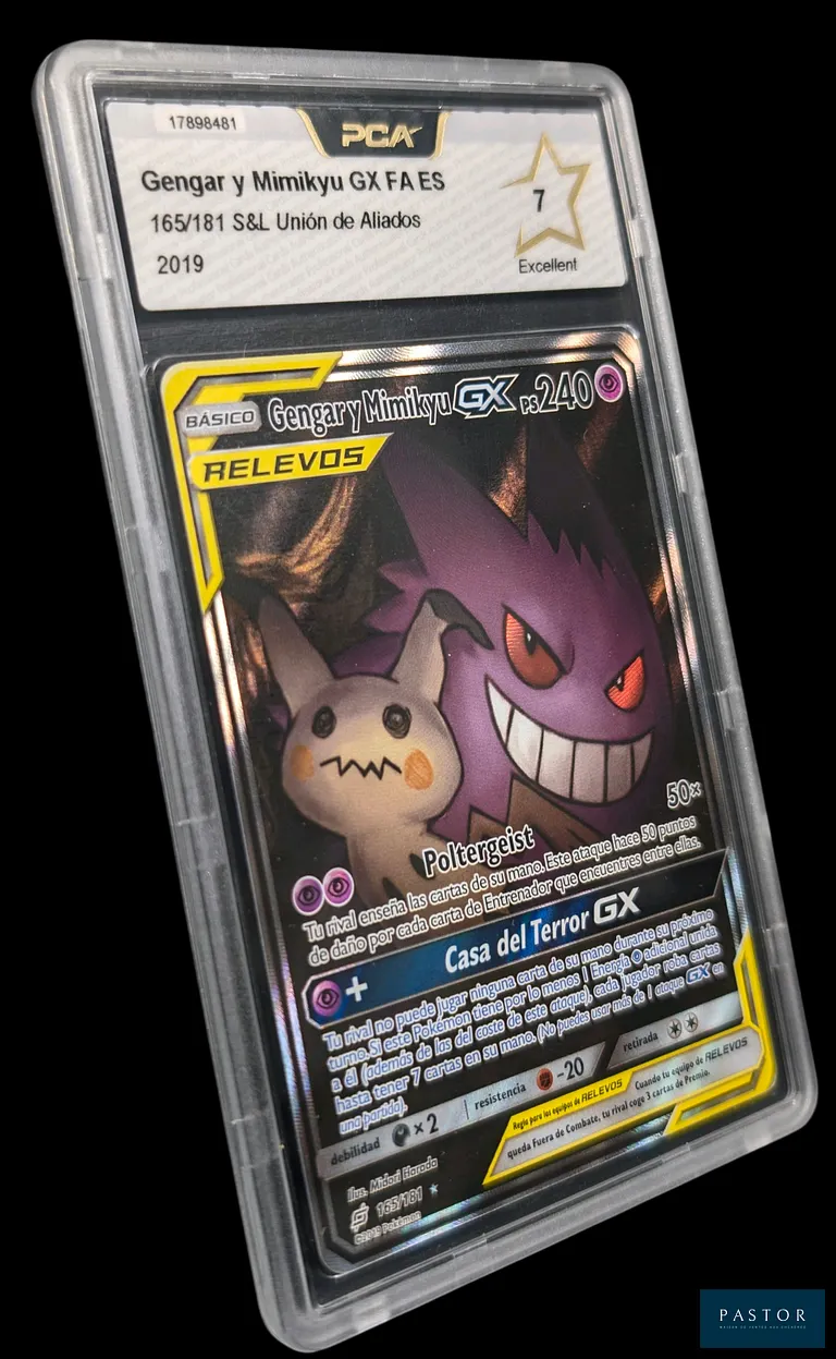 Carte Pokémon gradée Ectoplasma et Mimiqui GX 165/181 – Alternative – PCA 7.
Série du bloc Soleil & Lune : Duo de Choc (SL09).
Carte en état Excellent (PCA 7), en espagnol.
