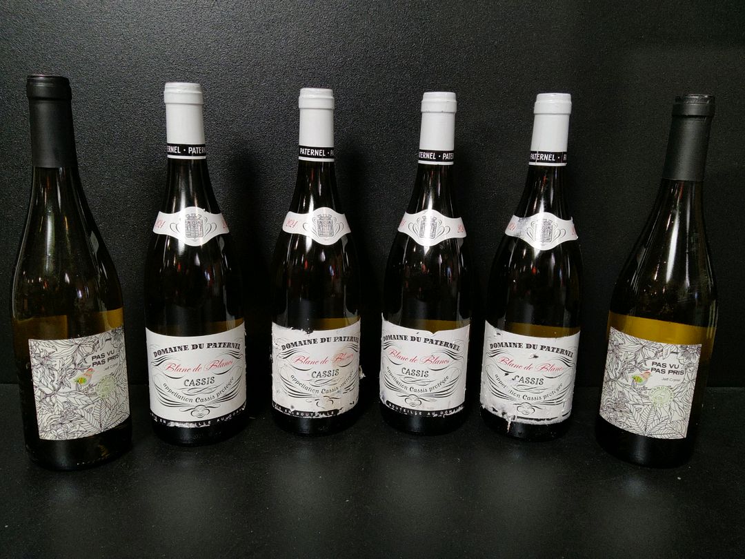 Lot de 6 bouteilles de vin blanc : 4 Domaine du Paternel Cassis Blanc de blancs 2024 et 2 Jeff Carrel Pas Vu Pas Pris 2024
