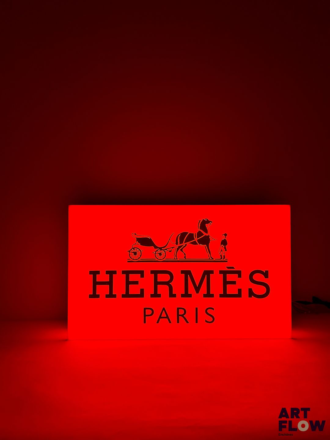 Enseigne lumineuse Hermès Dimensions : 30 x 50 cm Fonctionnelle