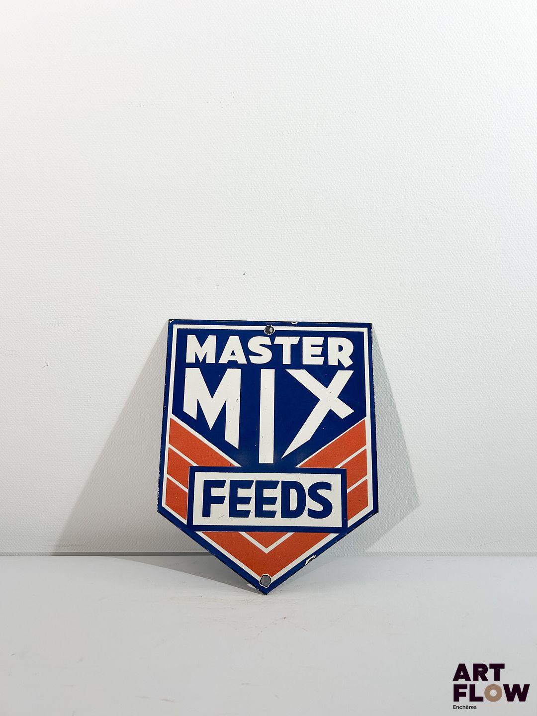 Plaque émaillée Master Mix Feeds Dimensions : 25 x 20 cm Petits éclats et traces de rouille - moderne