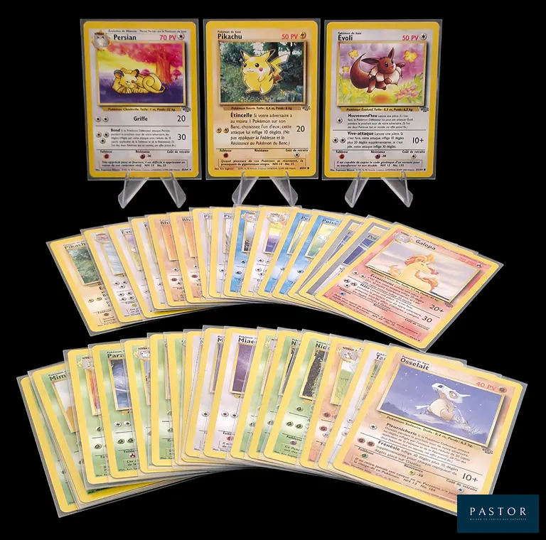 Ensemble de 35 cartes Pokémon - Communes et Peu Communes. 
Série du bloc Wizards : Jungle
Cartes en état global Excellent /Near Mint, en français.