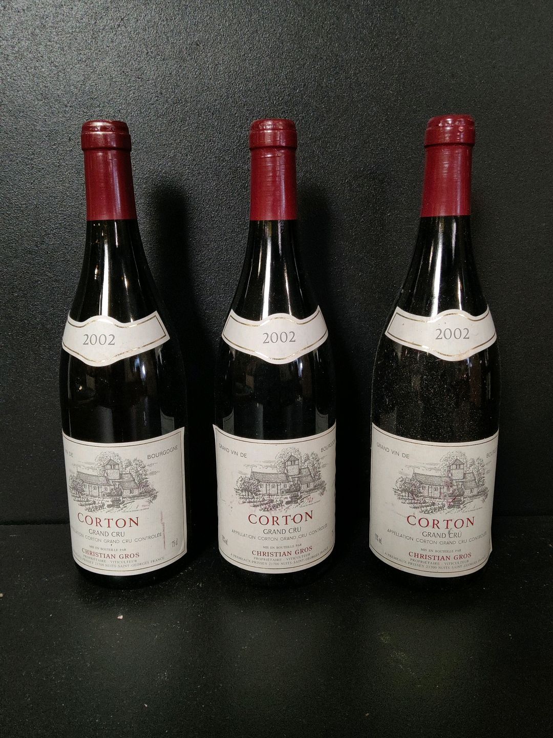 3 bouteilles de vin rouge Christian Gros Corton Grand Cru 2004