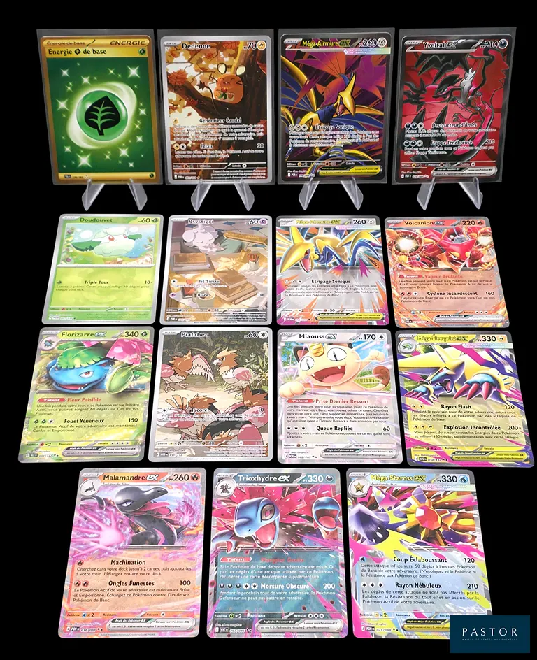 Ensemble de 15 cartes Pokémon - Ultra Rare. 
Contenant des Ex, Full Art, AR, et Gold de séries diverses des blocs Écarlate&Violet et Méga-Évolution. 
Cartes en état global Excellent/Near Mint, en français.