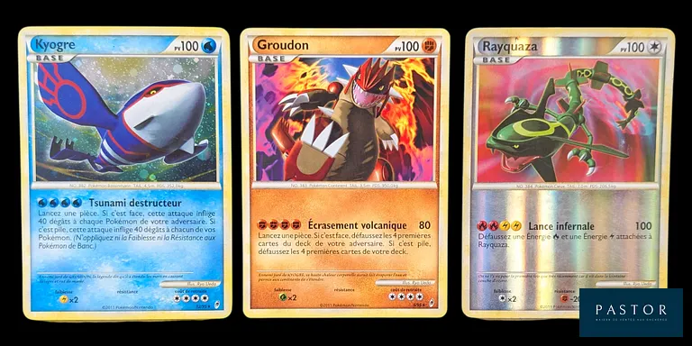 Réunion de 3 cartes Pokémon - Rares (dont Reverse et Holographique).
Série  Appel des Légendes.
Cartes en état Très bon, en français.