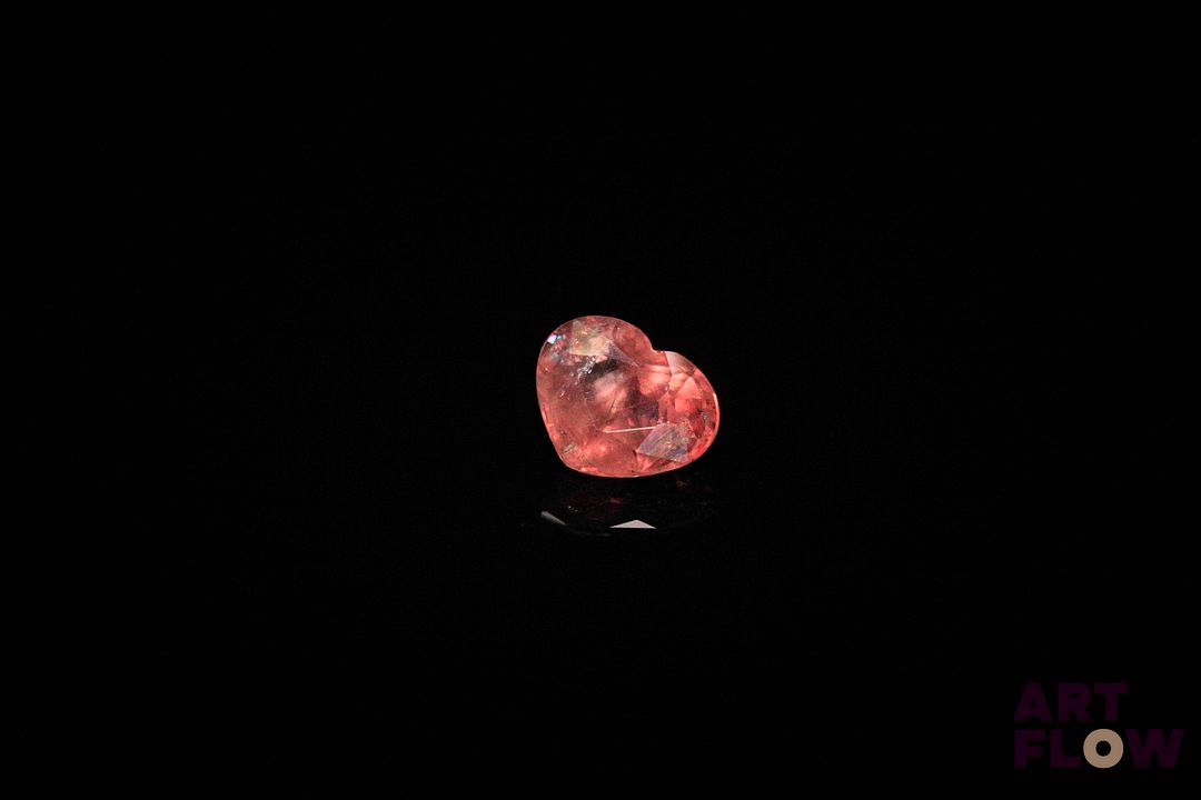 Saphir rose coeur. Inclusions. 1.16 ct. 7.0mm x 5.5mm