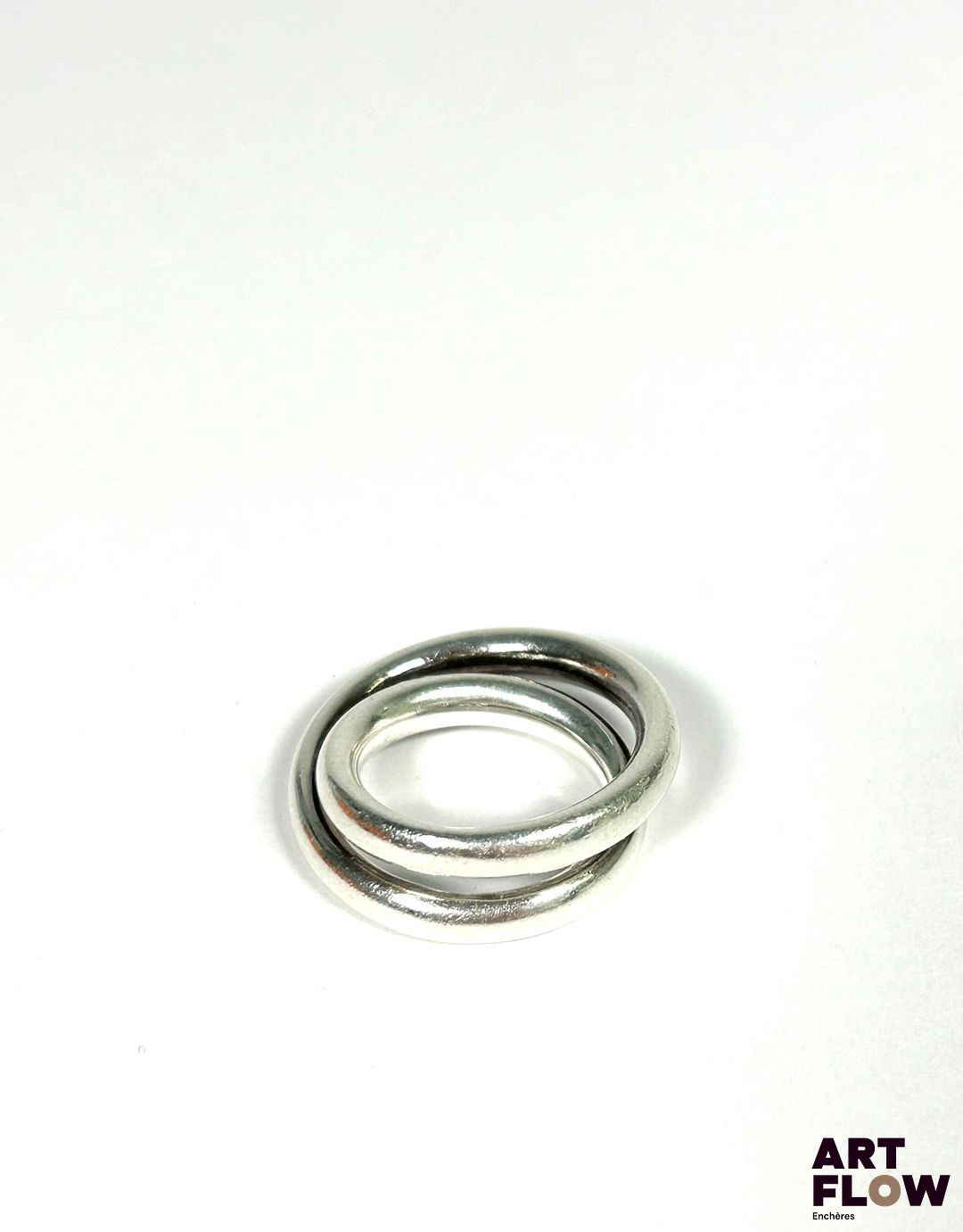 HERMES Modèle vertige Bague en argent 925 Signée TDD : 52 Poids : 14,05 g Dans son pochon et sa boite d'origine
