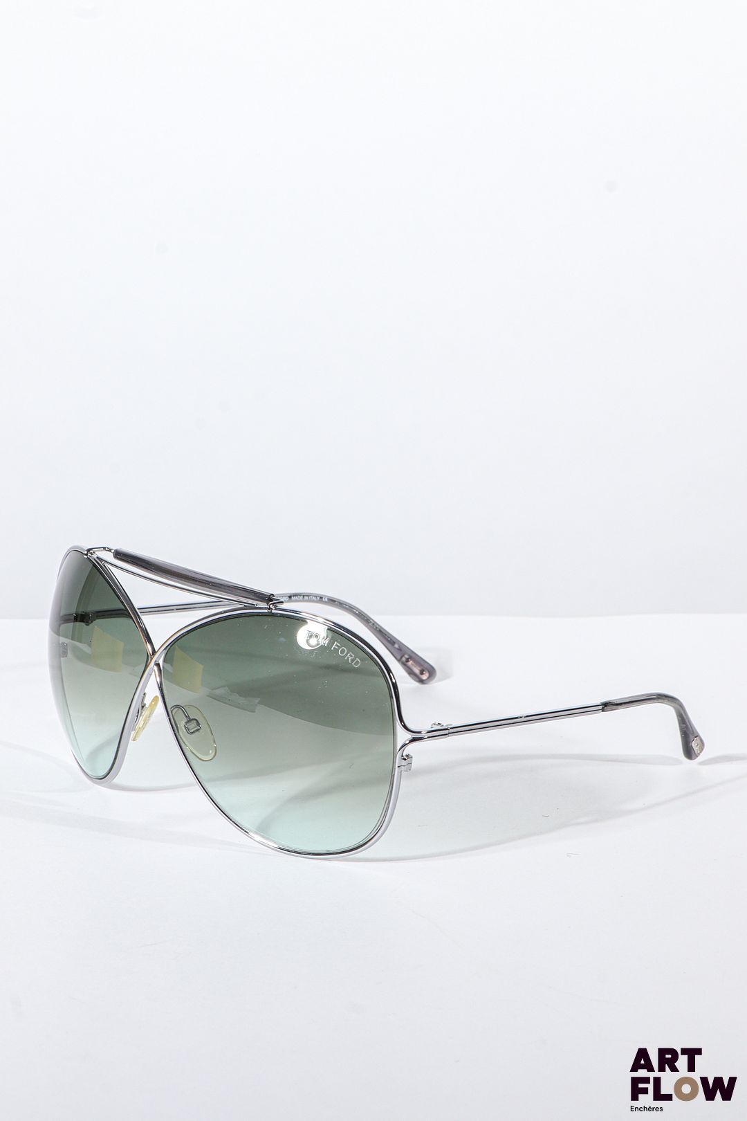 TOM FORD Lunettes de soleil à monture en métal argenté, verres verts, inscription de la marque sur les verres