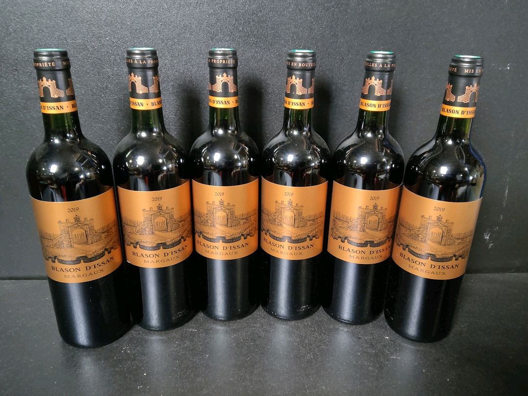 6 Bouteilles de Blason d&rsquo;Issan Margaux 2019