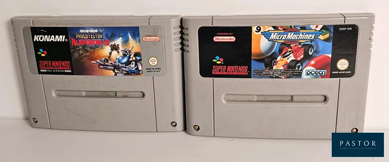 NINTENDO - SUPER NES. Lot de 2 jeux en loose : Super Probotector (UKV) et Micro Machines (EUR)