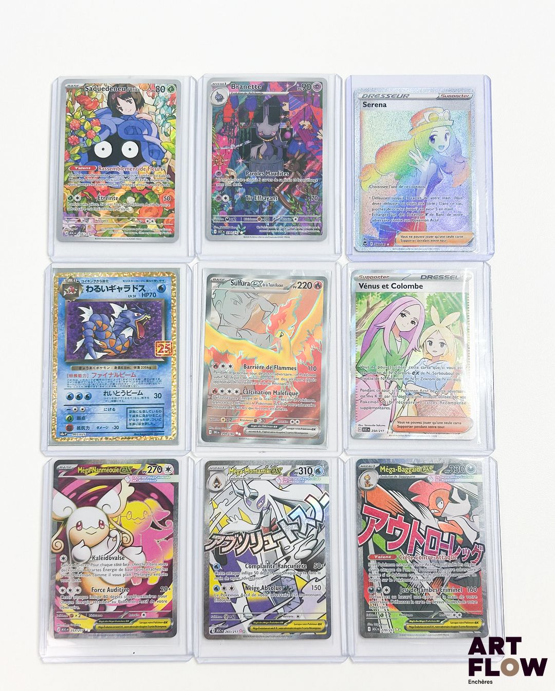 Ensemble de 9 cartes Pokémon - AR, Full art, Mega attaques : - Saquedeneu d'Erika 218/217 - Branette 234/217 - Serena 207/195 - Dark Gyarados 005/025 en japonais - Sulfura Ex 208/182 - Vénus et Colombe 254/217 - Méga-Nanméouie Ex 253/217 - Méga-Momartik Ex 265/217 - Méga-Baggaid Ex 270/217 Série diverses Etat global : excellent En français et une japonaise