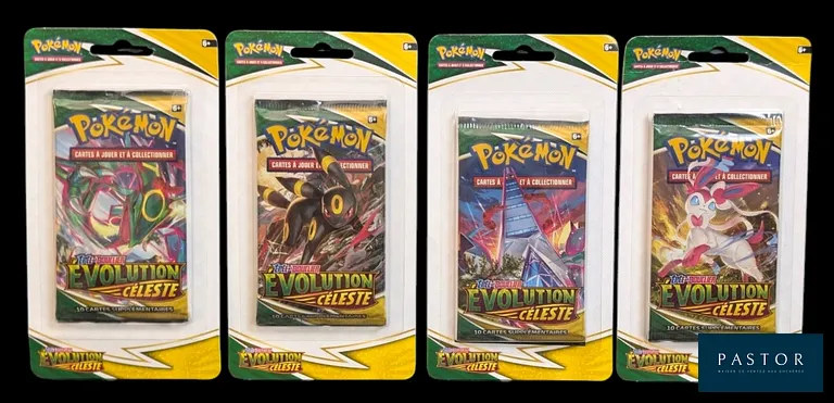 Réunion de 4 boosters Pokémon sous blisters scellés.
Série du bloc Épée&Bouclier : Évolution Céleste (EB07).
Artset présent, en français.