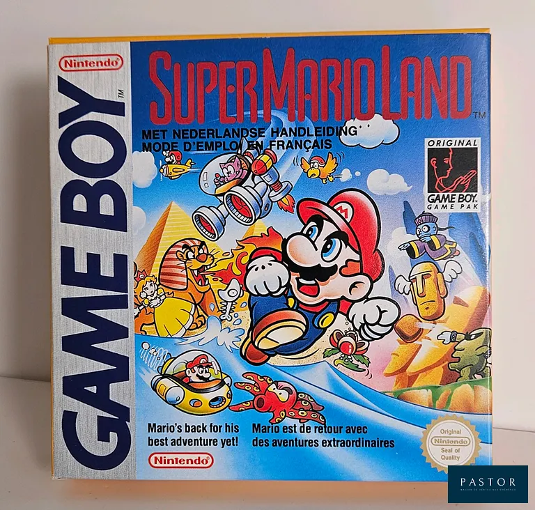 NINTENDO - GAME BOY. Jeu : Super Mario Land. Complet avec boite, notice et cartouche. Version FAH. TBE. Etat proche du neuf. Culte. Sortie : 1990. Plateforme 2D