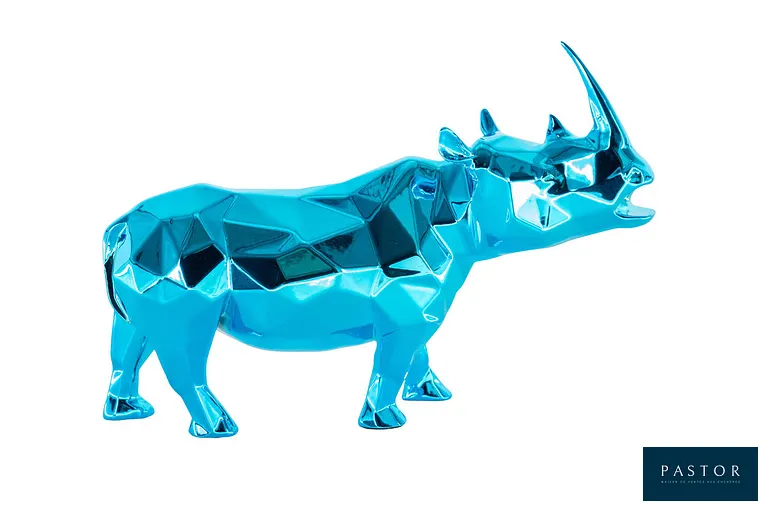 Richard ORLINSKI (1966)
Rhino Spirit (Azur Edition)

Sculpture originale en résine
Couleur Bleu ciel métallisé
Dimensions : 15 x 10 x 4 cm
Présentée dans sa boite écrin avec son certificat

Excellent état


Expédition obligatoire, jusqu'à 5 Lithographies dans votre colis pour 14,76€ TTC en France Métropolitaine, et 29,64€ TTC pour l'Europe