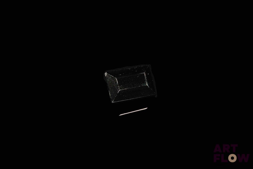 Spinelle bleu rectangulaire à pans vifs. 1.22 ct. 7.0mm x 5.0mm