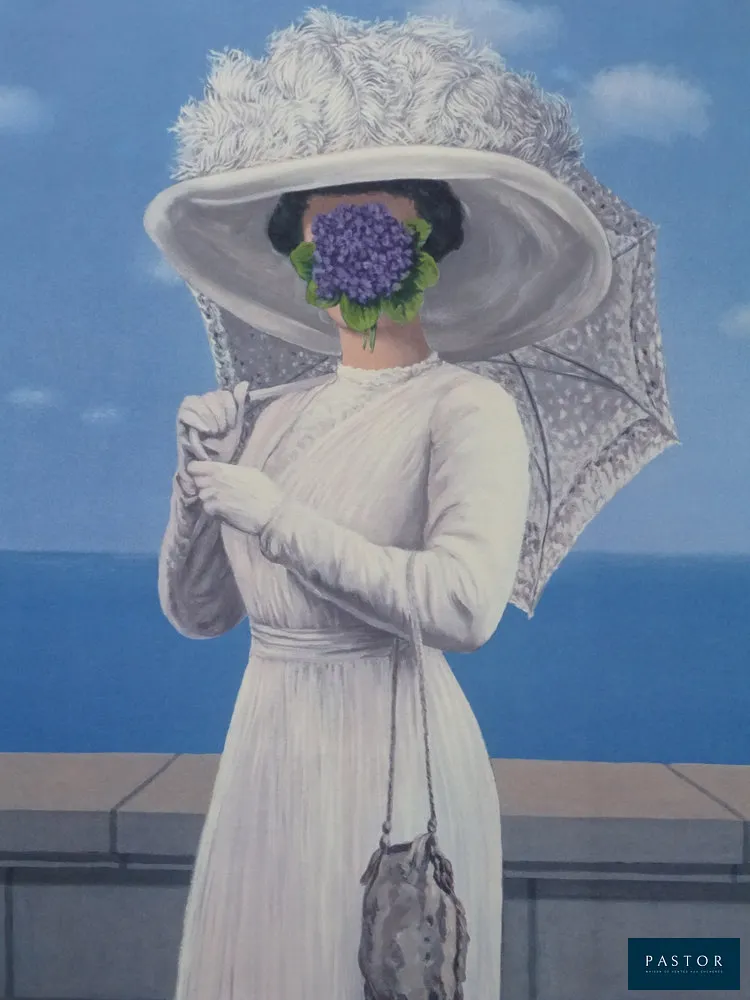 René MAGRITTE (1898-1967) (d'après)
 Grande Guerre (Grand Format)

Lithographie sur papier vélin BFK Rives, 2010
Signé dans la plaque
Numérotée sur 275 exemplaires
Dimensions : 60 x 45 cm (grand format)

Lithographie contrôlée par la Succession Magritte, authentifiée par le cachet en relief et les initiales signées de l'administrateur de la Succession.

En parfait état, la lithographie n'a jamais été encadrée.


Expédition obligatoire, jusqu'à 5 Lithographies dans votre colis pour 14,76€ TTC en France Métropolitaine, et 29,64€ TTC pour l'Europe