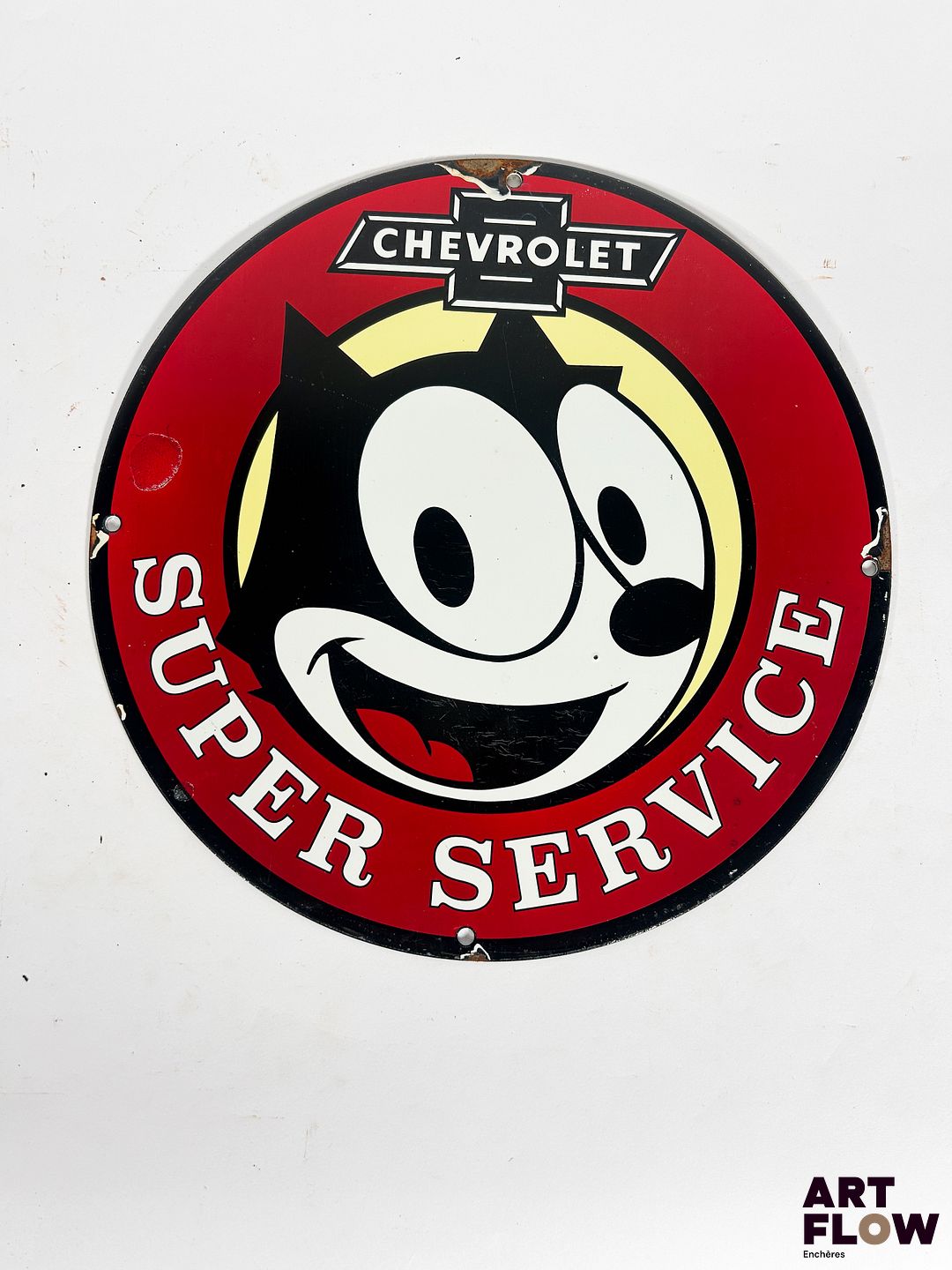 Plaque émaillée ronde Chevrolet Super Service Diamètre : 30 cm Petits éclats et traces de rouille Reproduction moderne