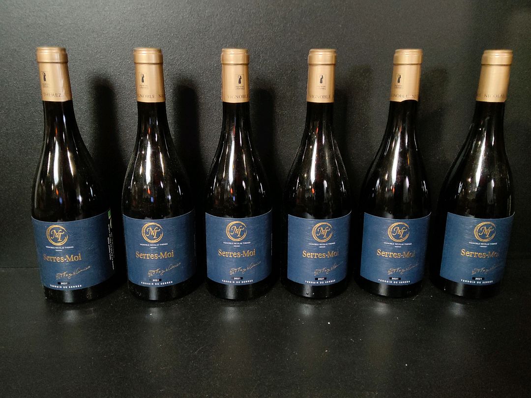 Lot de 12 bouteilles de vin rouge : 6 Serres-Moi Haute Vallée de l&rsquo;Aude 2021, 4 Domaine Petroni Corse 2022, 2 Chateau D&rsquo;aydie Ode D&rsquo;aydie Madiran 2016
